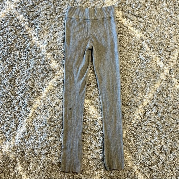 Lululemon Find Your Mantra Pant in Heathered Grey sz 6 - Picture 7 of 8